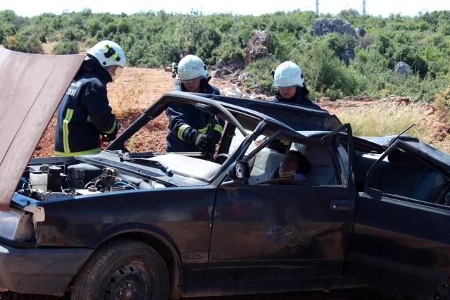 Antalya'da 3 ayrı deprem tatbikatta canlandırıldı