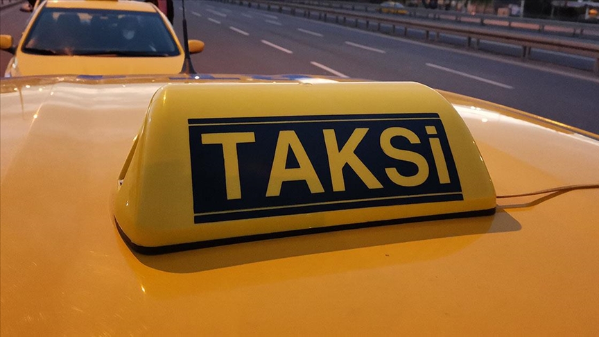 Antalya'da aşı olmayan taksi şoförü yok