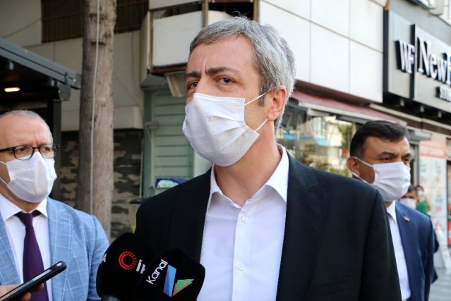 Antalya'da ev karantinasına uymayan 15 kişi yurtlara yerleştirildi