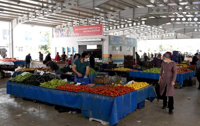 Antalya'da kasımda işlem gören sebze ve meyvenin fiyatlarında artış oldu