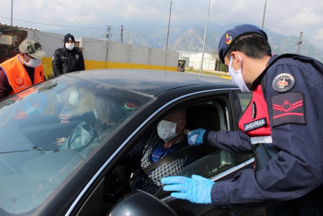 Antalya'da korona virüs tedbirleri en üst seviyede