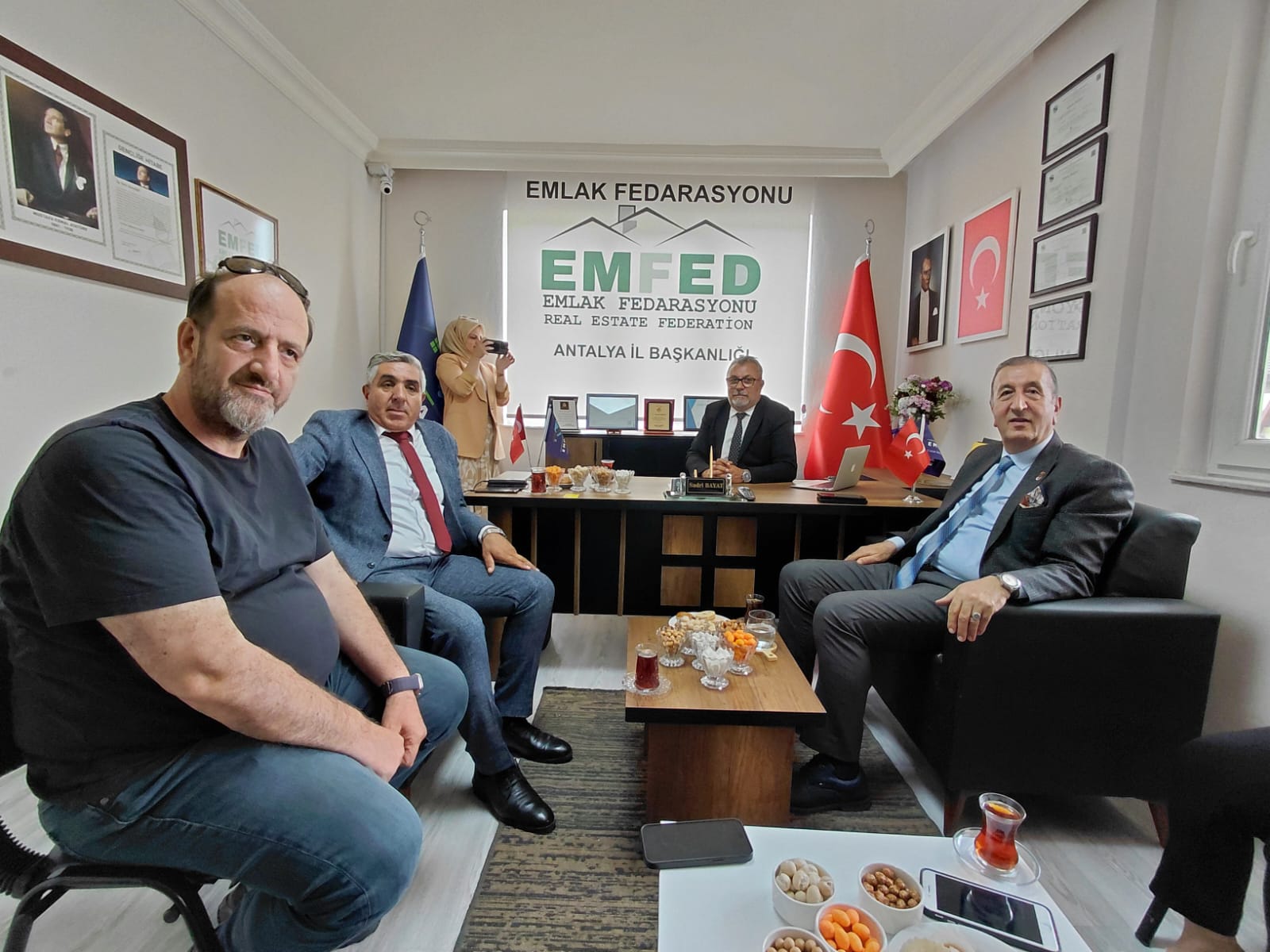 Antalya’da Önemli Buluşma: Sivil Toplum ve Siyaset Temsilcileri Bir Arada