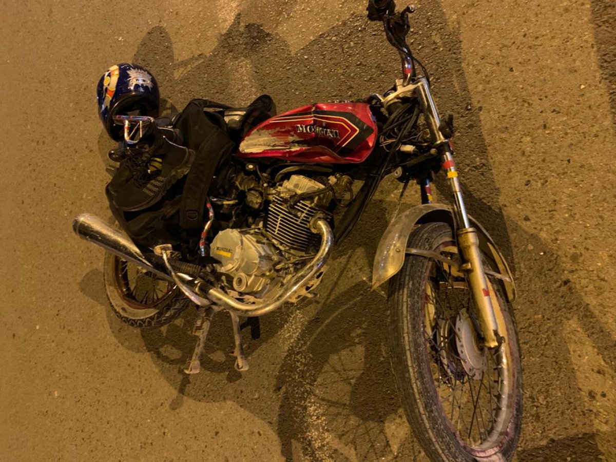 Antalya'da otomobille çarpışan 20 yaşındaki motosikletli öldü
