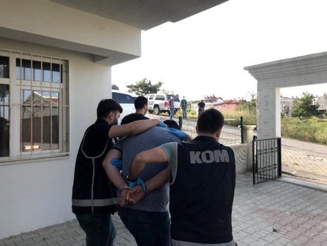 Antalya'da sosyal medya üzerinden tehdit operasyonu: 1 gözaltı