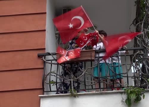 Antalya'daki yerleşik Ruslar'ın 23 Nisan coşkusu