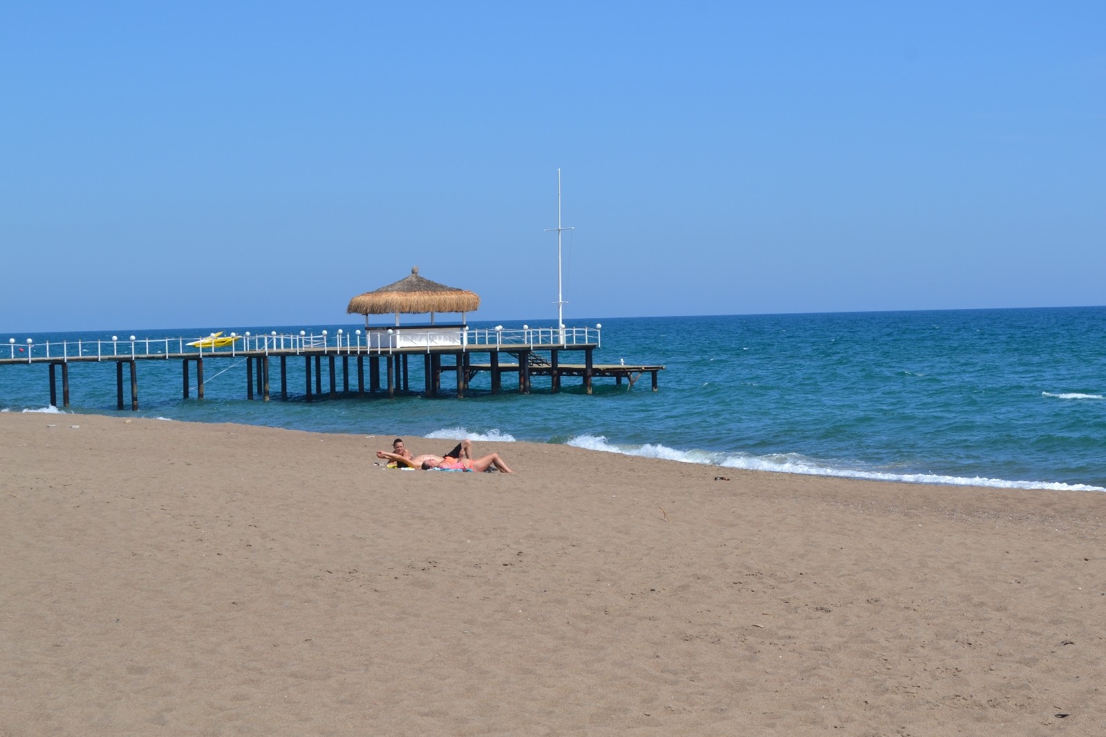 Antalya’nın önemli turizm merkezlerinden biri olan Kundu-Kemerağzı bölgesi, tarihinin en sessiz günlerini yaşıyor.