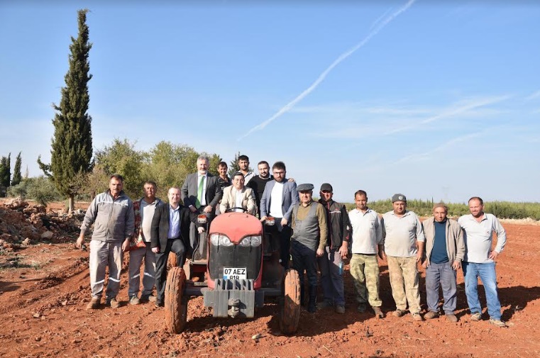 ANTALYA ORMAN ÇİFTLİĞİ’NDE BUĞDAY TOHUMLARI TOPRAKLA BULUŞTU