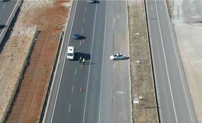 Antalya trafiği havadan helikopter ile denetlendi