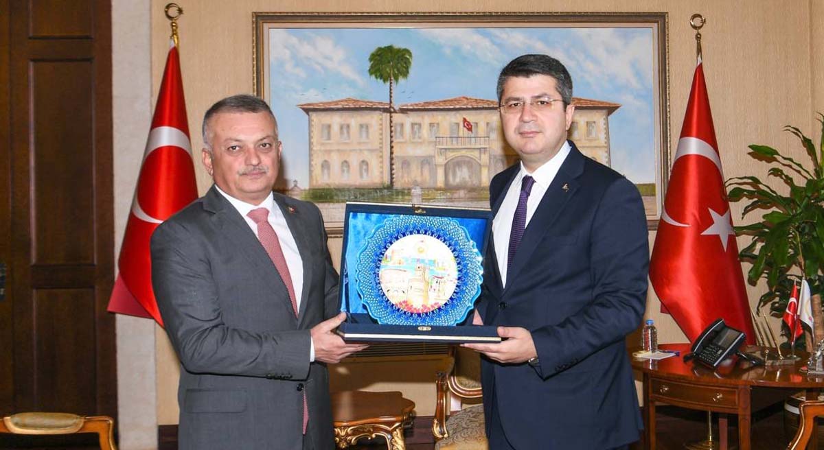 Antalya’ya gelen Sağlık Bakan Yardımcısı Hüseyin Kürşat Kırbıyık, Vali Ersin Yazıcı’yı ziyaret etti