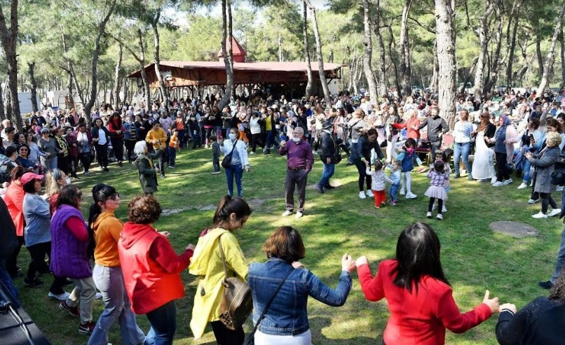 ANTALYALILAR HAYATPARK’TA BAHARA ‘MERHABA’ DEDİ