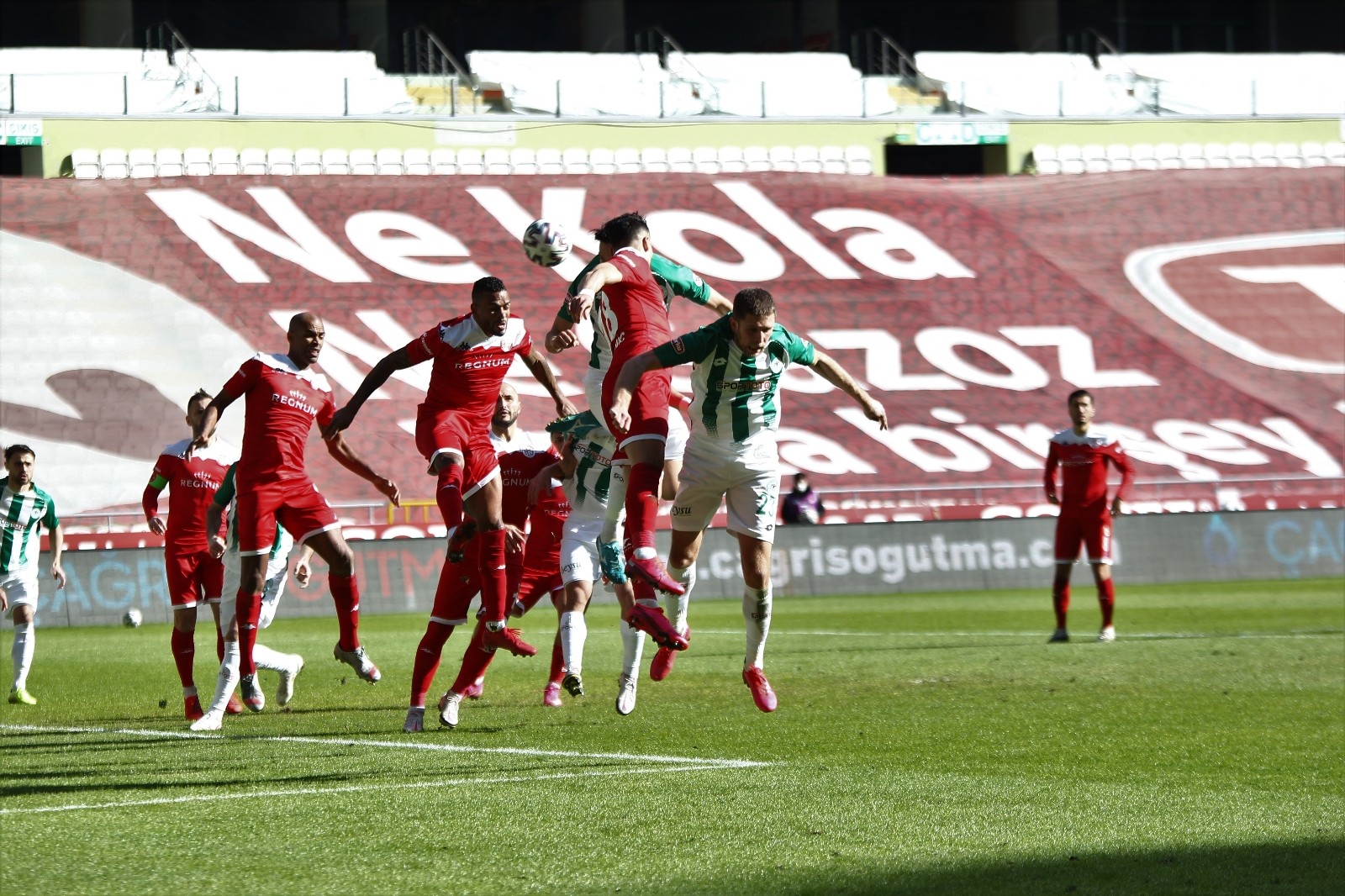 Antalyaspor ile Konyaspor 45. kez karşı karşıya geliyor