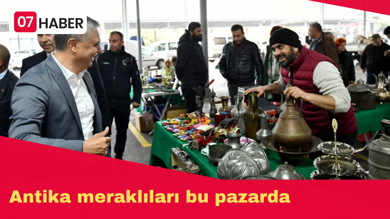 Antika meraklıları bu pazarda