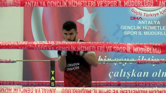 Arkadaşlarından dayak yedi milli sporcu oldu!