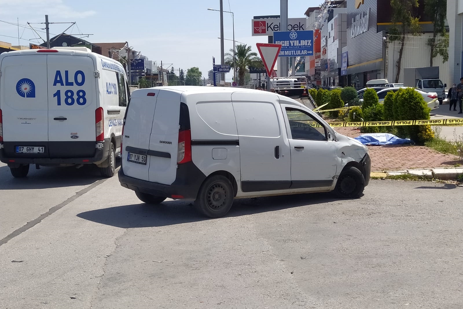 Aspendos Bulvarında Ölümlü Kaza