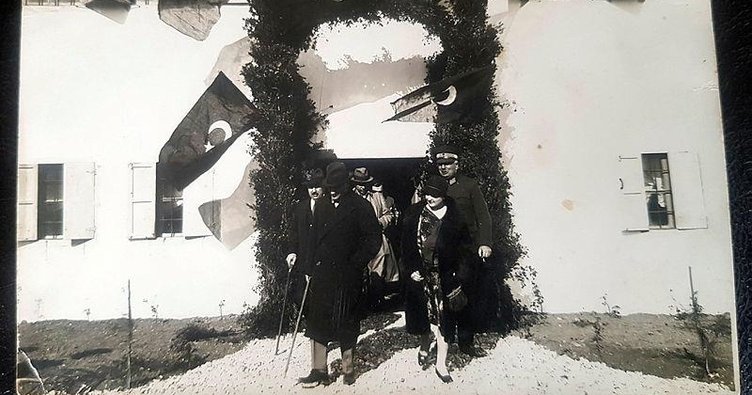 Atatürk'ün Antalya'da çekilen bir fotoğrafı ortaya çıktı