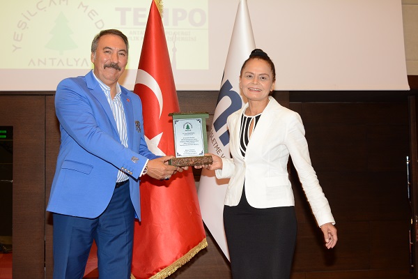 Ayşe Hakyemez'e, Yeşilçam Medya'dan Ödül