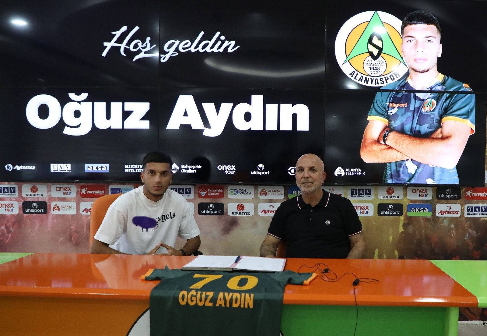 Aytemiz Alanyaspor 21 yaşındaki Oğuz Aydın ile 5 yıllık sözleşme imzaladı