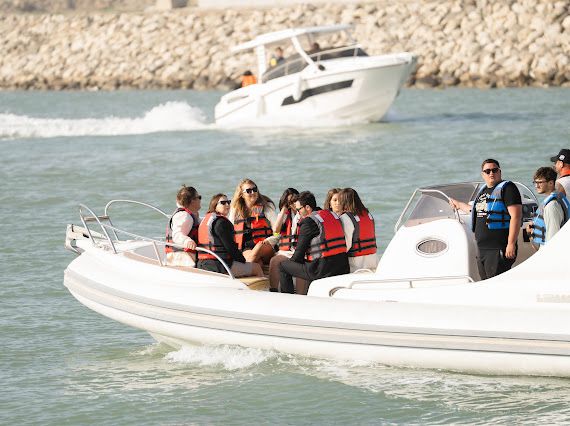 Azerbaycan’da Deniz Turizmi İçin Tarihi Adım: Sea Breeze Marina Hizmete Açıldı