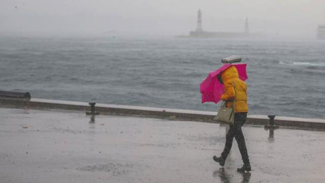 Baharı bir süre daha bekleyeceğiz! Meteoroloji'den sağanak ve fırtına uyarısı