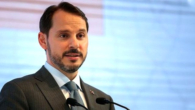 Bakan Albayrak, vatandaşların kredi borcu için bankalara gelen talimatı değerlendirdi