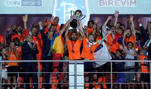 Başakşehir'li futbolcuların, şampiyonluk primleri dudak uçuklattı!