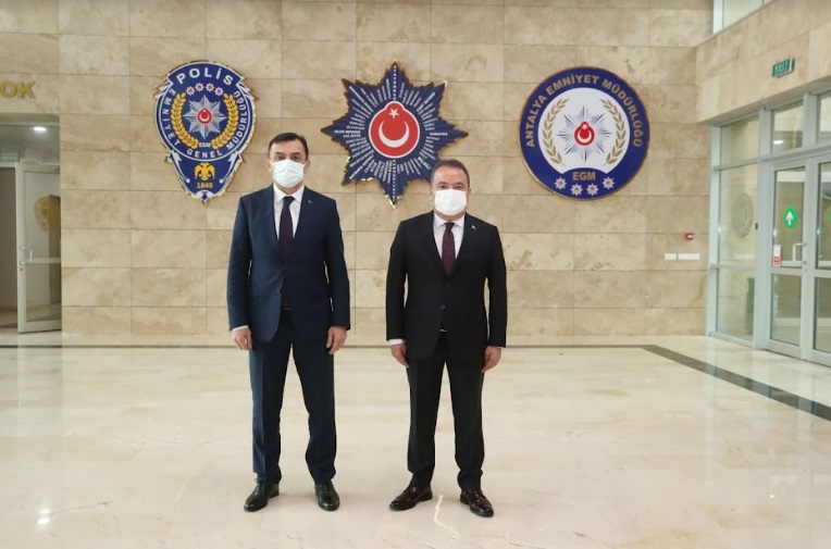 BAŞKAN MUHİTTİN BÖCEK’TEN EMNİYET MÜDÜRLÜĞÜ VE JANDARMA KOMUTANLIĞI’NA NEZAKET ZİYARETİ