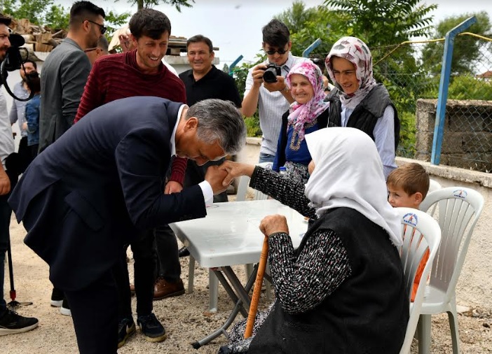 BAŞKAN UYSAL, ‘VERİMSİZ BİR EKONOMİ OLUŞTU’