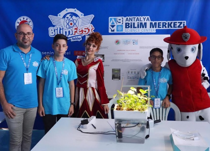 BİLİMFEST’TE PROJELER YARIŞIYOR