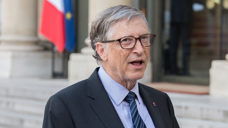 Bill Gates: Ciddi biçimde sokağa çıkma yasağı ilân edilmeyen her yerde vaka sayısı artmaya devam edecek