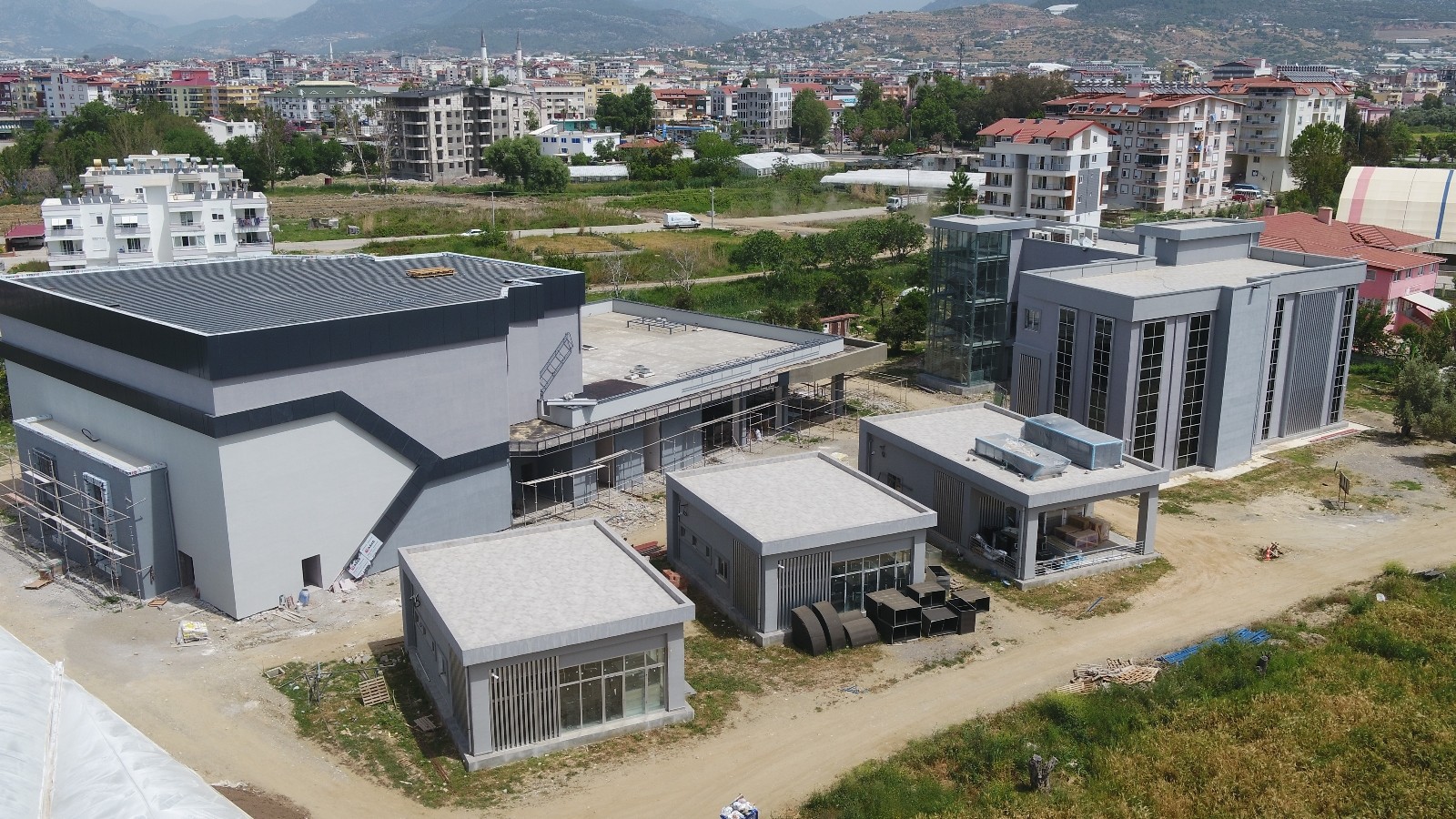 Büyükşehir Belediyesi, Gazipaşa’ya modern bir kültür merkezi kazandırıyor