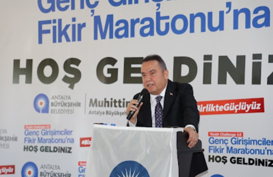 Büyükşehir Belediyesi Genç Girişimciler Fikir Maratonu başladı