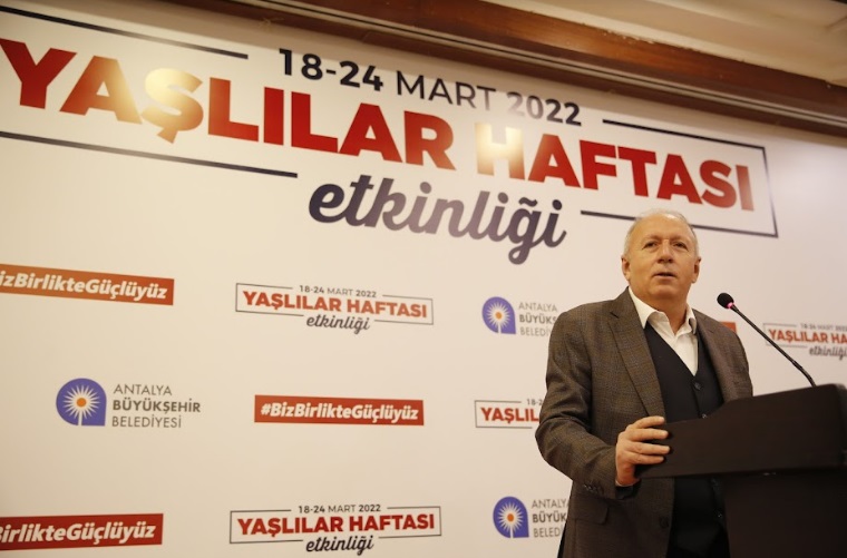 BÜYÜKŞEHİR BELEDİYESİ YAŞLILAR HAFTASI’NI KUTLADI