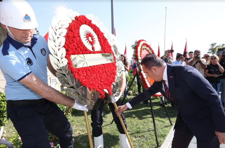 BÜYÜKŞEHİR’DE CUMHURİYET BAYRAMI KUTLANDI