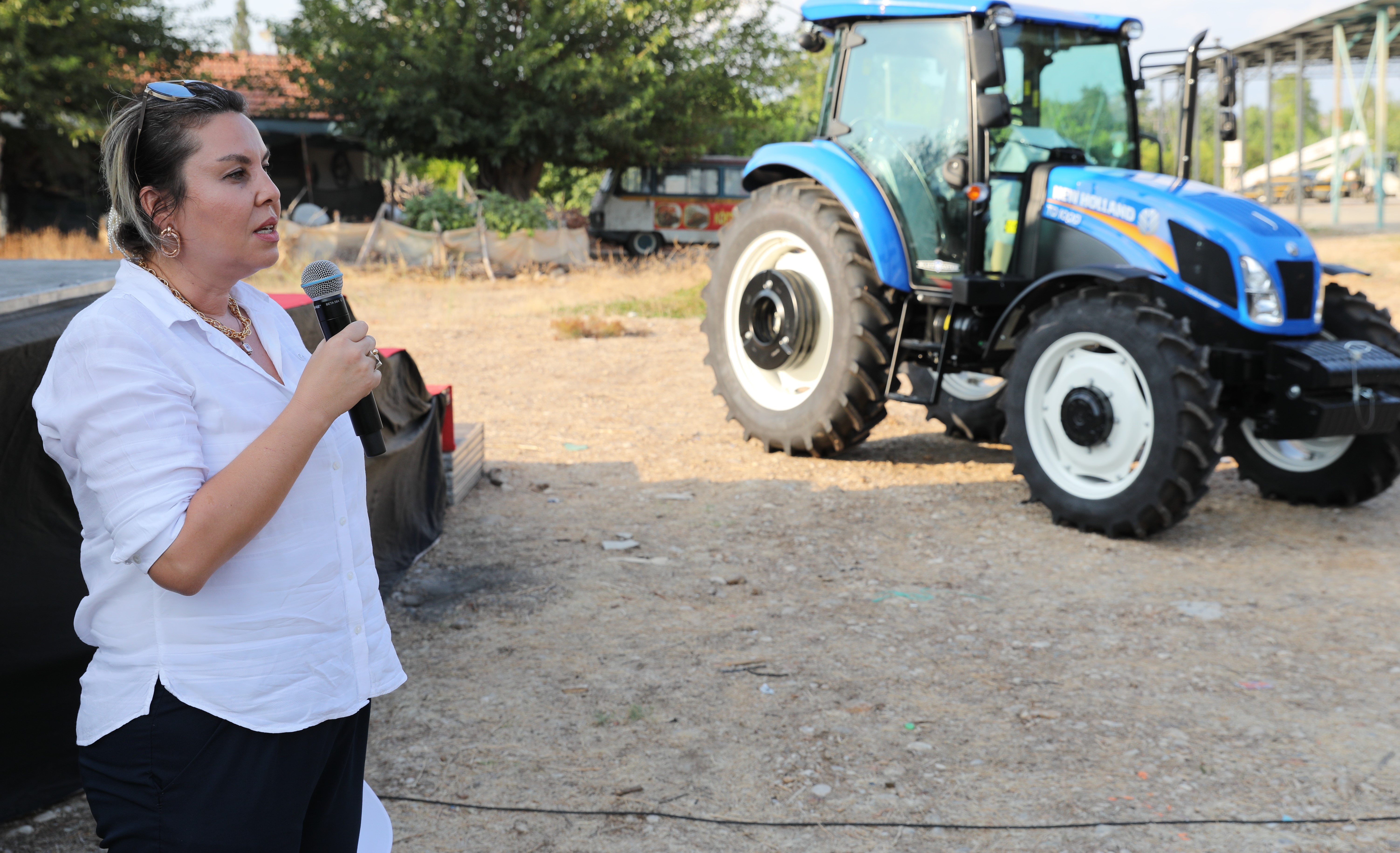 Büyükşehir'den çiftçilere  'Güvenli Traktör Sürüş Eğitimi'
