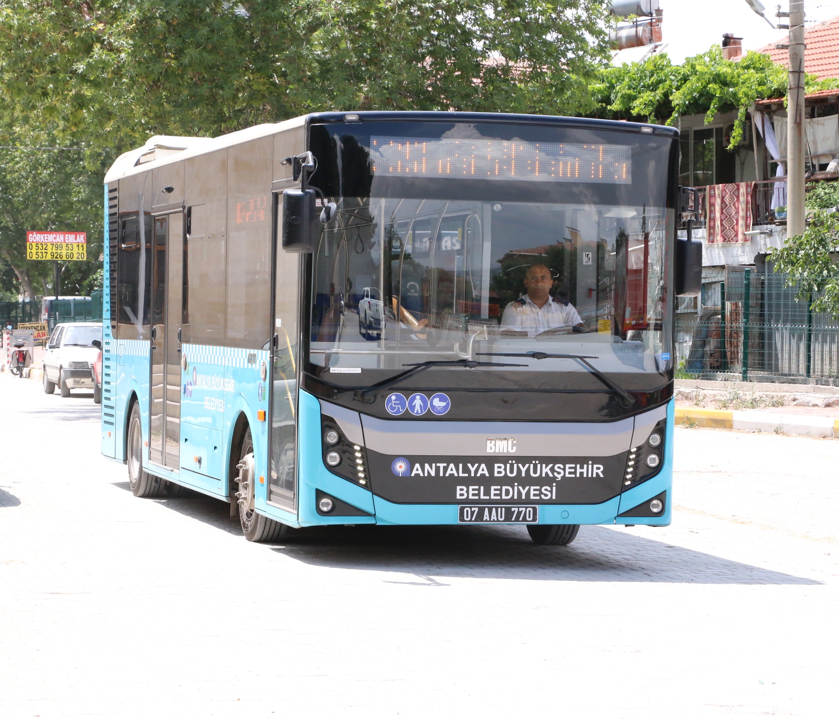 Büyükşehir'e ait toplu ulaşım araçları Cumhuriyet Bayramı'nda ücretsiz
