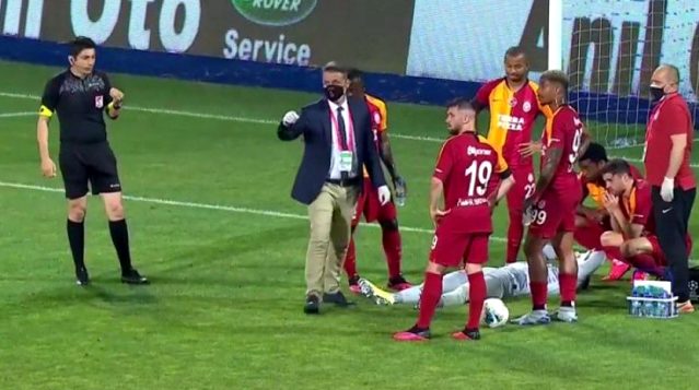 Çaykur Rizespor - Galatasaray maçında Muslera korkuttu