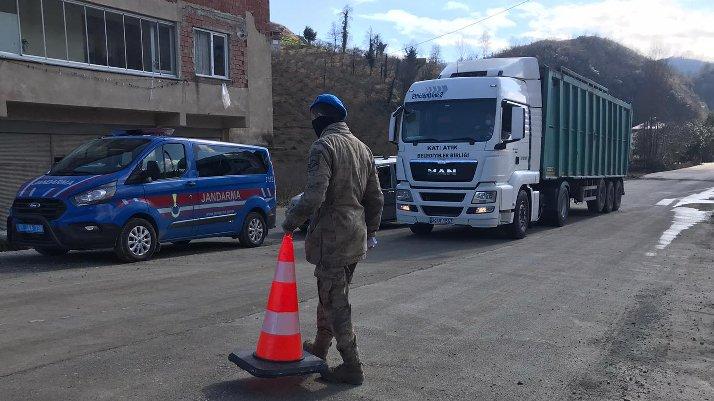 Cenazede 22 kişiye virüs bulaştırdı