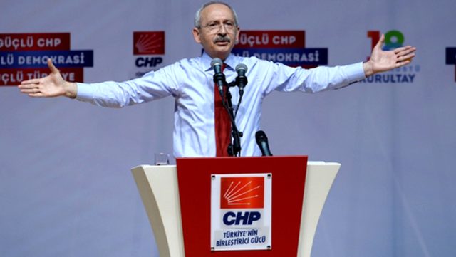 CHP kurultayı öncesi iki isim Kemal Kılıçdaroğlu'na karşı adaylığını açıkladı