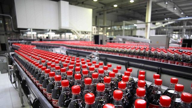 Coco Cola, koronavirüs nedeniyle binlerce kişiyi işten çıkaracak