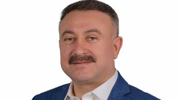 Corona tedavisi gören AKP’li vekil hastaneye kaldırıldı