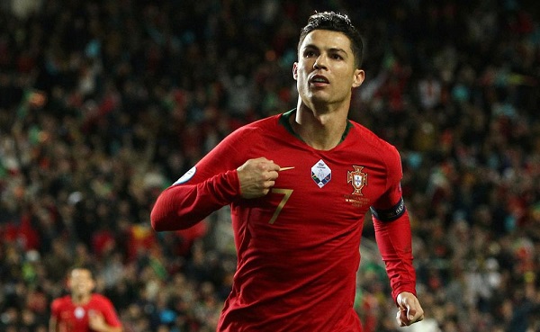 Cristiano Ronaldo'nun koronavirüse yakalandı