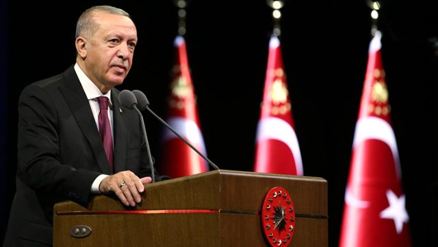 Cumhurbaşkanı Erdoğan, Türkiye'nin dış politikasını eleştirenlere 7 soru yöneltti