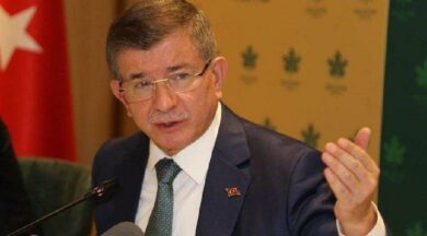 Davutoğlu’ndan saldırı açıklaması: ‘Erdoğan’dan açıklama bekliyoruz’