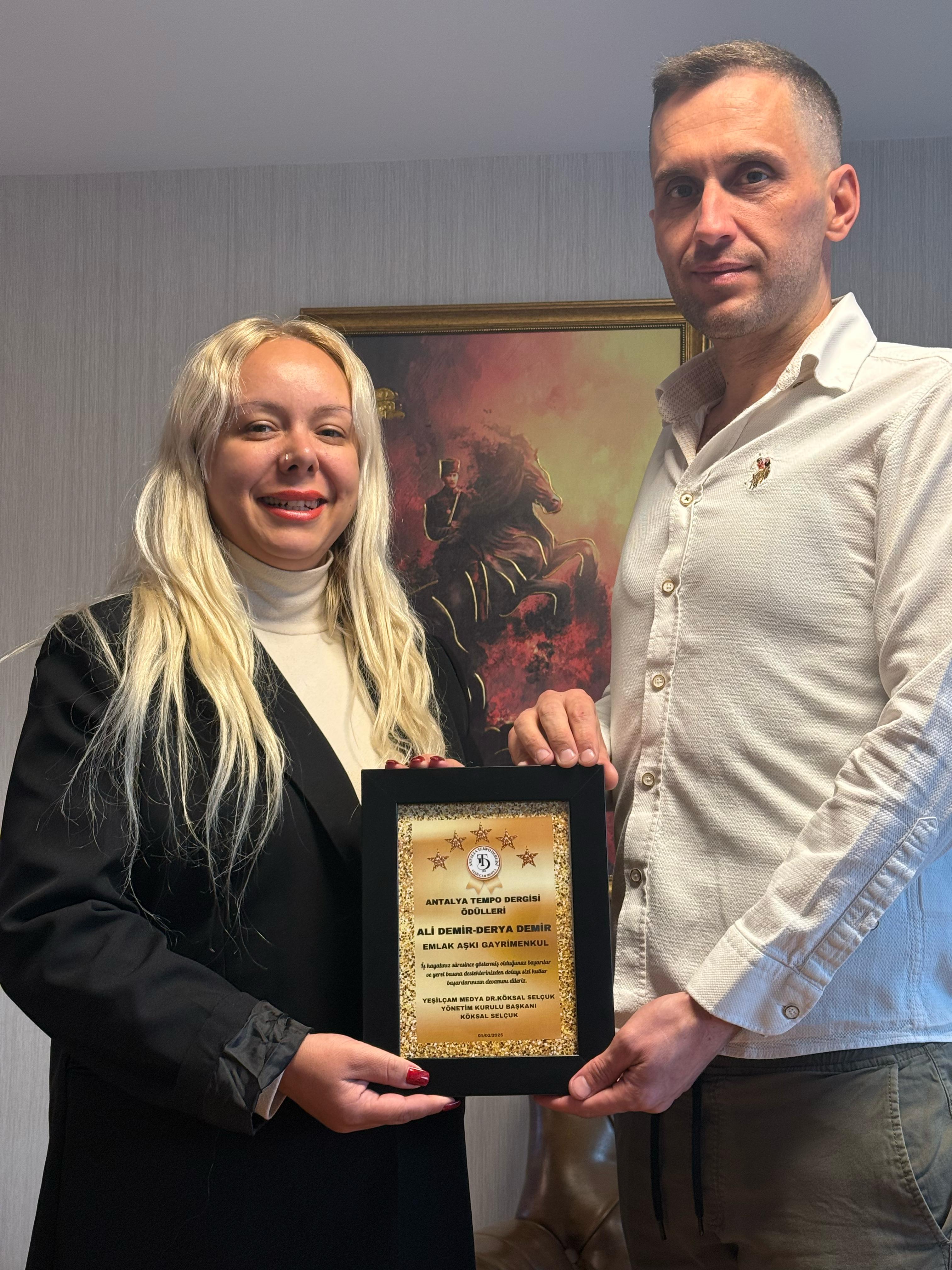 DERYA DEMİR VE ALİ DEMİR’DEN 19 MAYIS ATATÜRK’Ü ANMA GENÇLİK VE SPOR BAYRAMI MESAJI