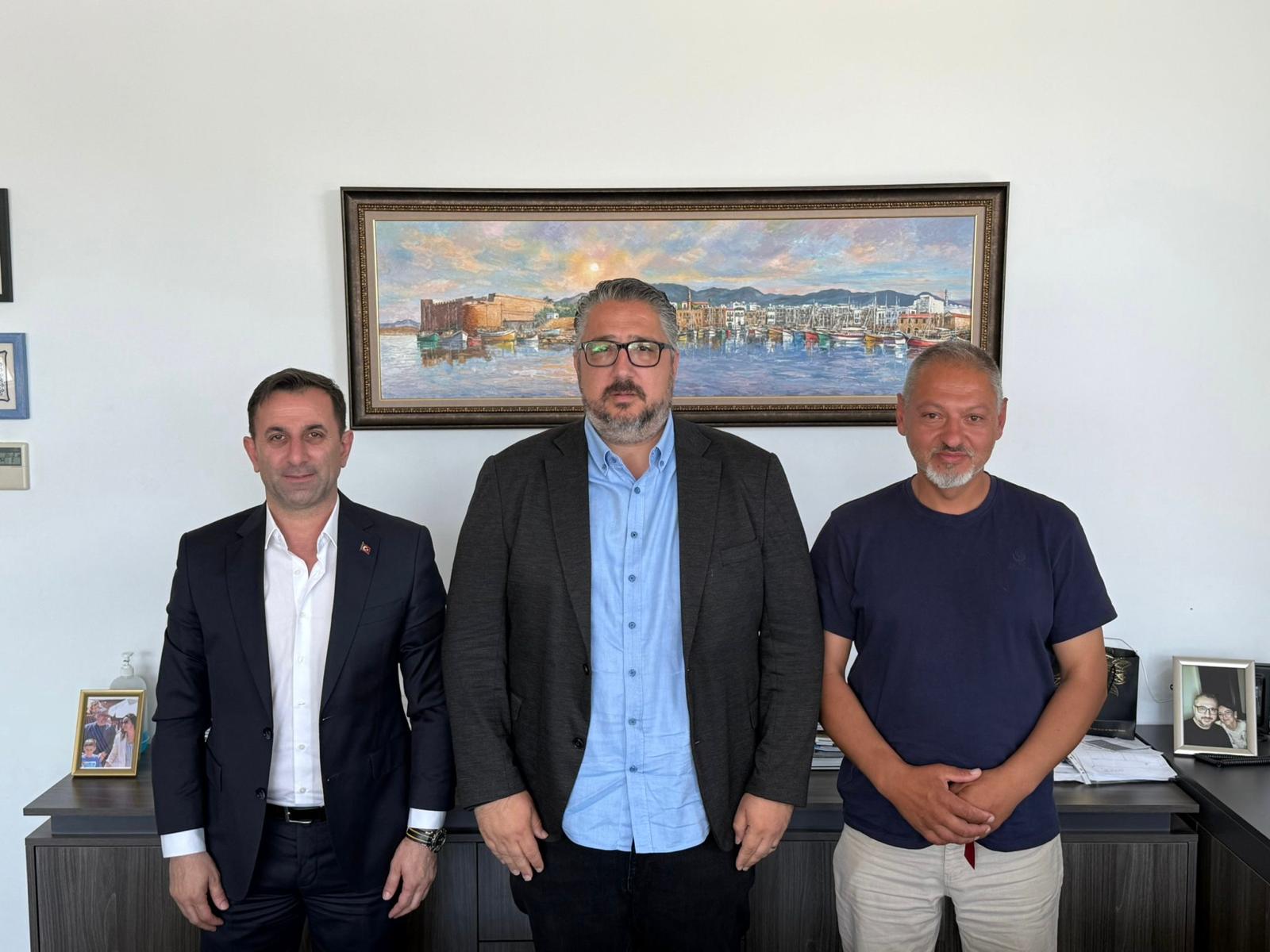 Dünya Gençlik Konseyi’nden Girne Belediye Başkanı Murat Şenkul’a Ziyaret