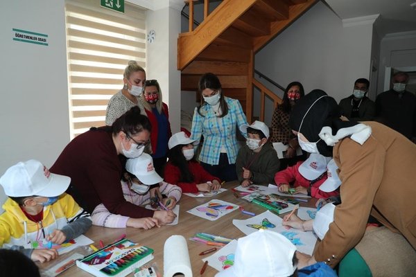 Emniyet müdürü eşinden “Kadına şiddete sıfır tolerans” çalışması