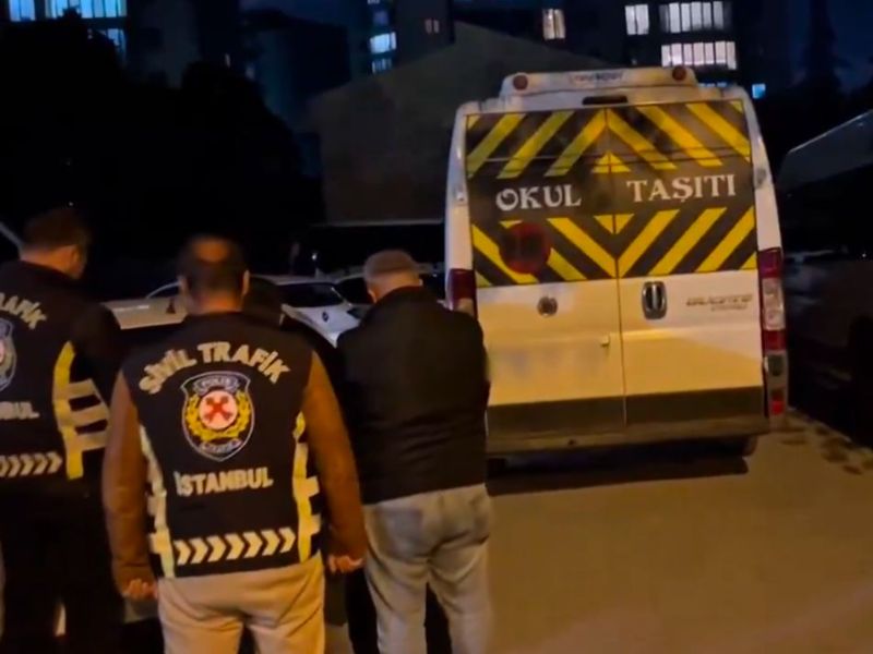 Esenyurt’ta Tehlikeli Şekilde Araç Kullanarak Çocukların Canlarını Tehlikeye Atan Servisi Sürücüsü Yakalandı