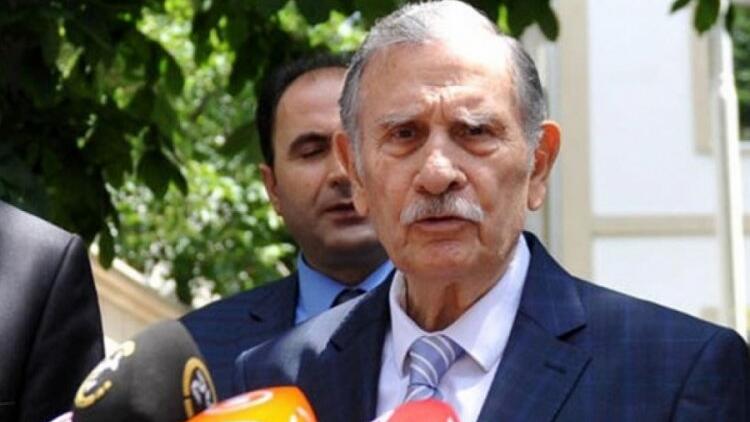 Eski başbakanlardan Yıldırım Akbulut hastaneye kaldırıldı