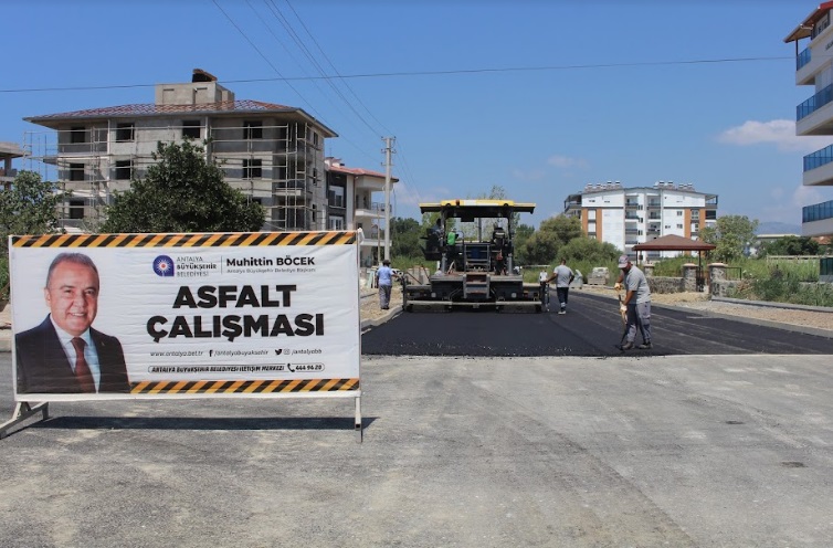 GAZİPAŞA KÜLTÜR MERKEZİ YOLU SICAK ASFALTLA KAPLANDI