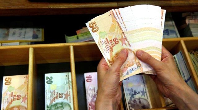 Geçen yıl vergi kaçıranı ihbar eden 441 kişiye 12,3 milyon lira ödeme yapıldı